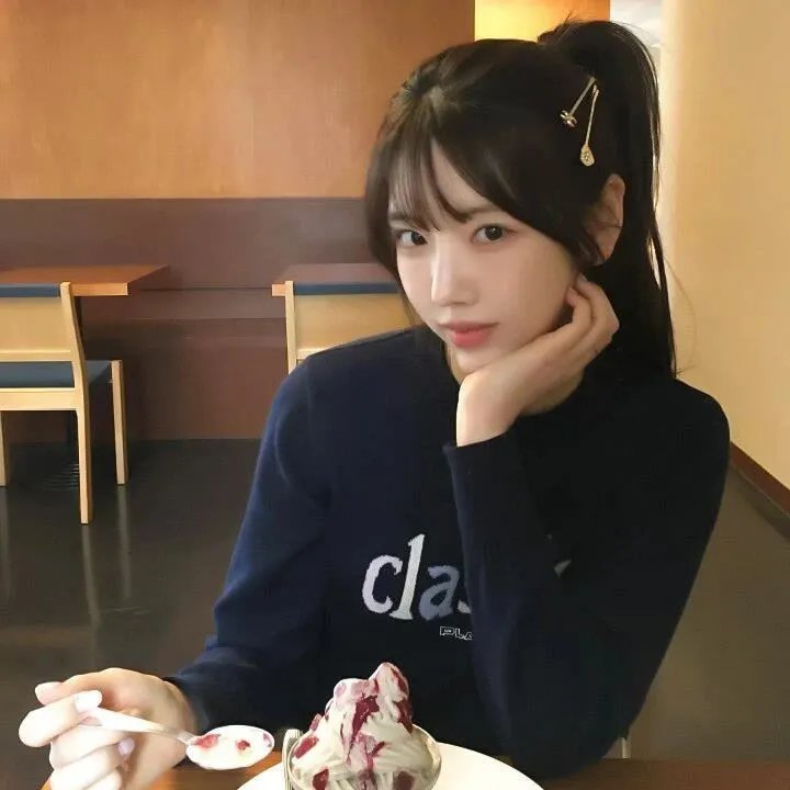 青春激光海报